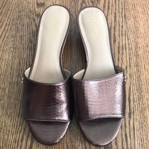 3/$15 - Thalia Sodi Open-Toe Bronze Wedges